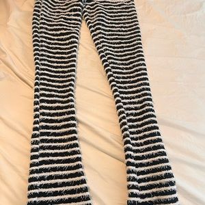 *Large womens fitted stretchy pants*